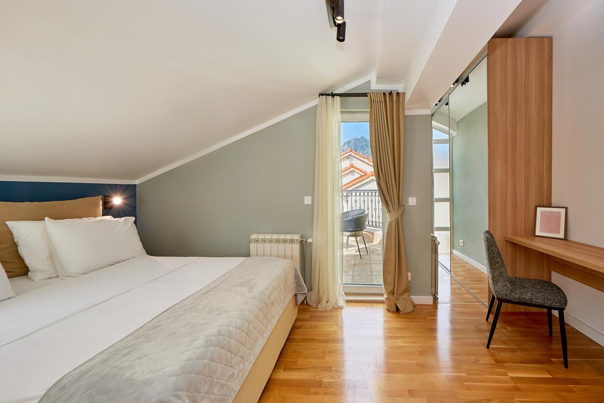 2Montenegro Mimoza Apartments Dobrota Bagian luar foto
