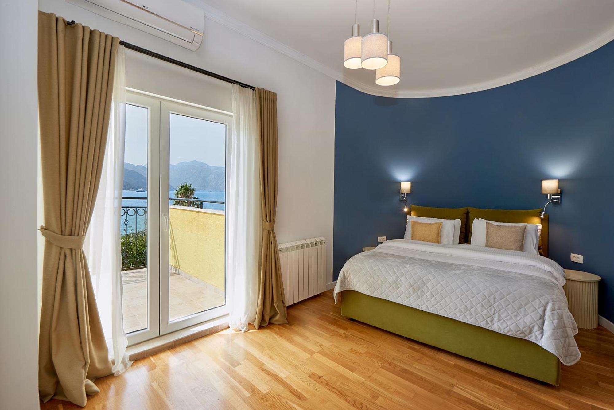 2Montenegro Mimoza Apartments Dobrota Bagian luar foto